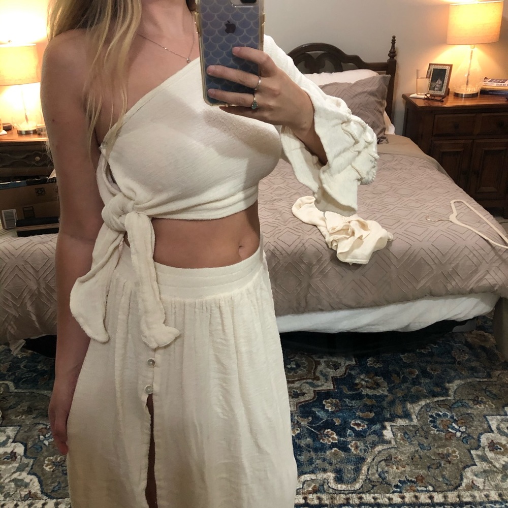 JPB Cold Shoulder top